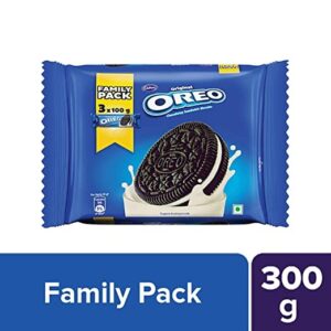 Cadbury Oreo Original Chocolatey Sandwich Biscuits : 300 gms